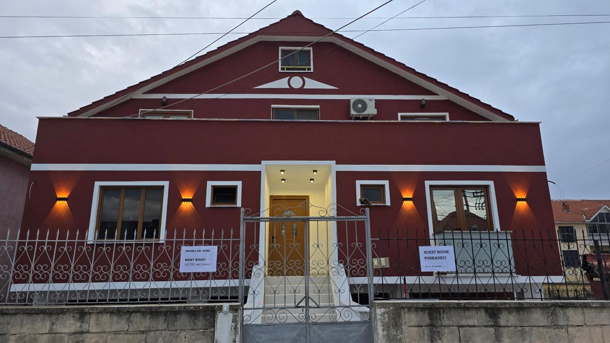Guest House Pogradeci المظهر الخارجي الصورة