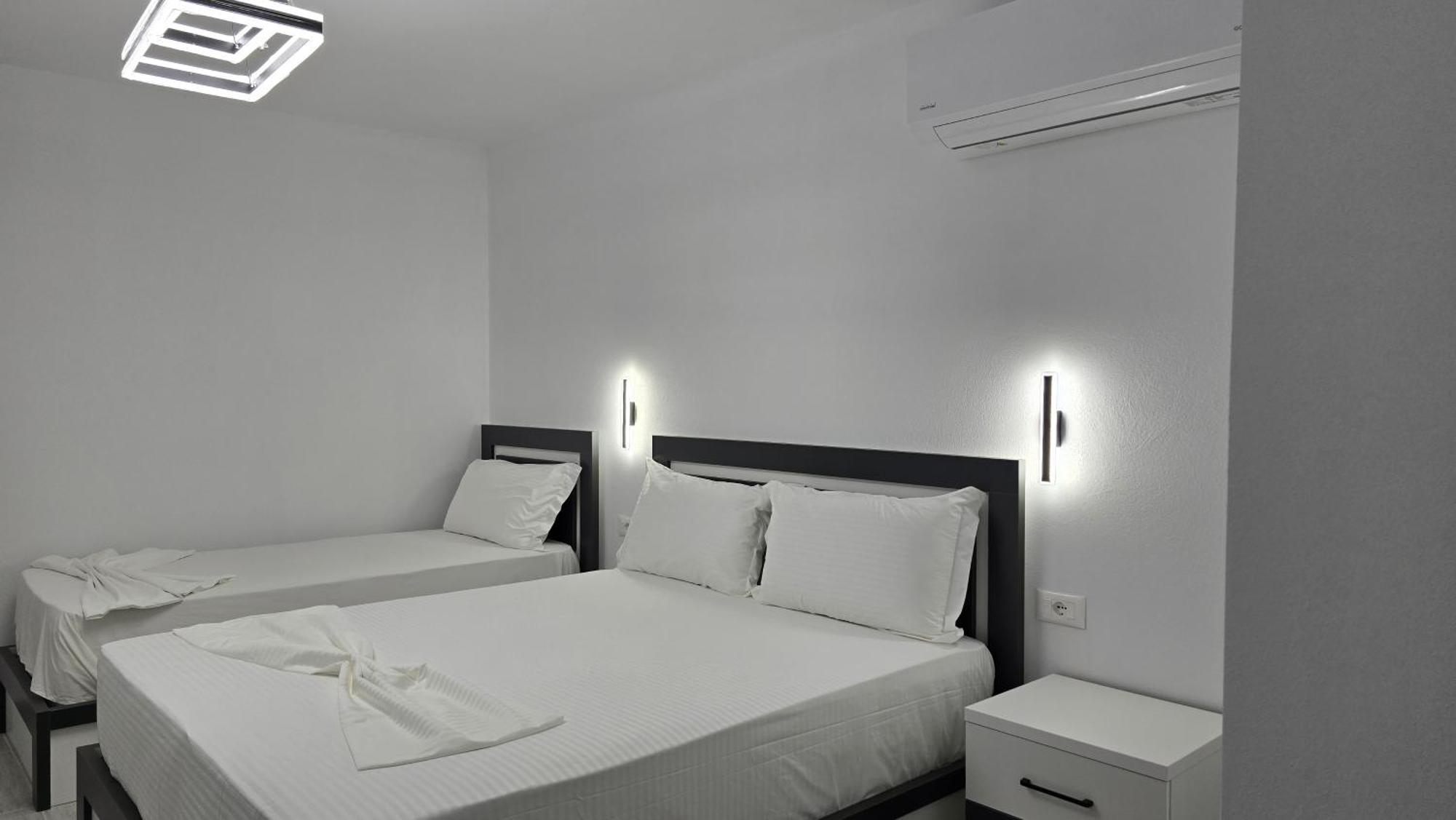 Guest House Pogradeci المظهر الخارجي الصورة