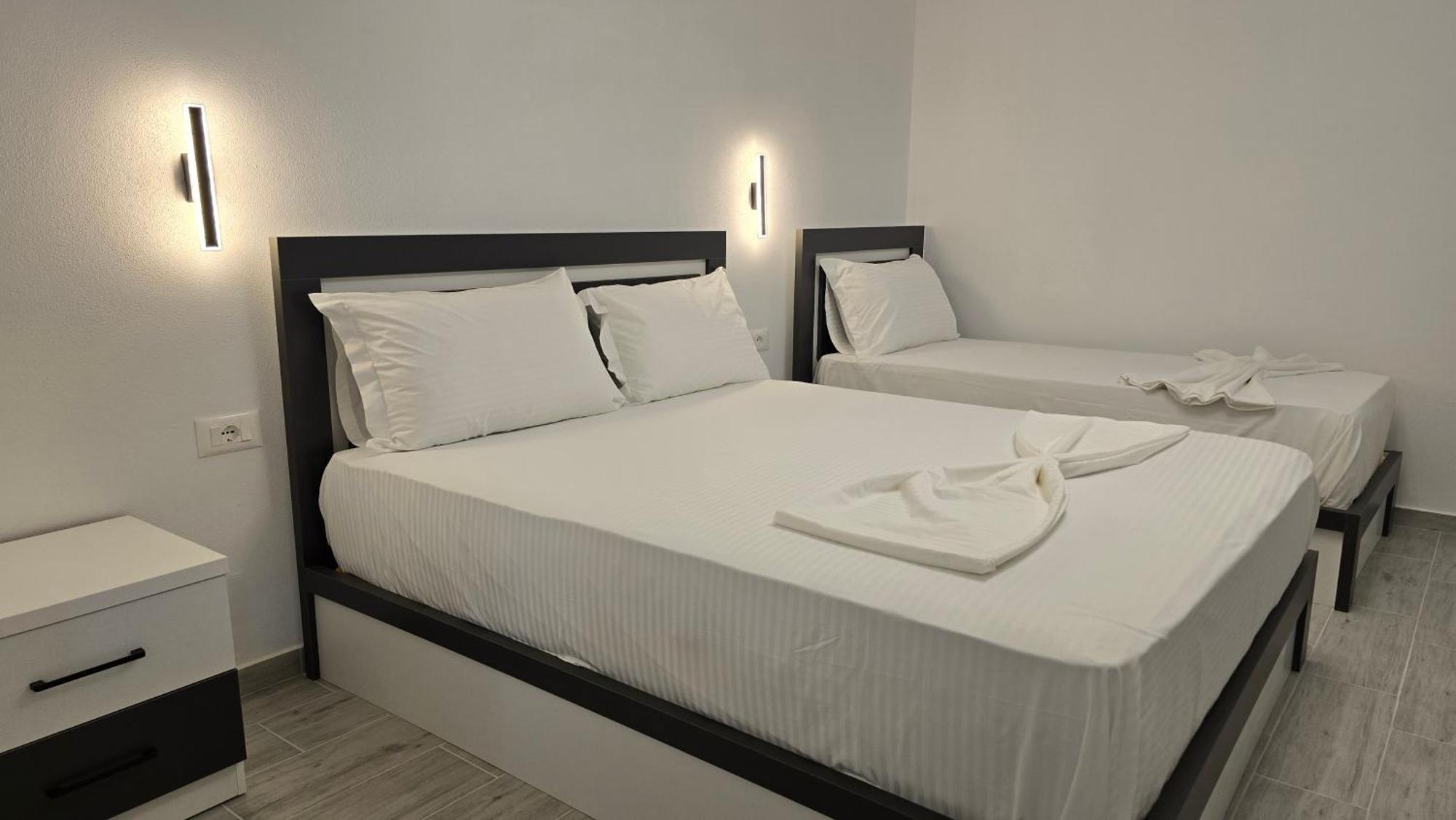 Guest House Pogradeci المظهر الخارجي الصورة