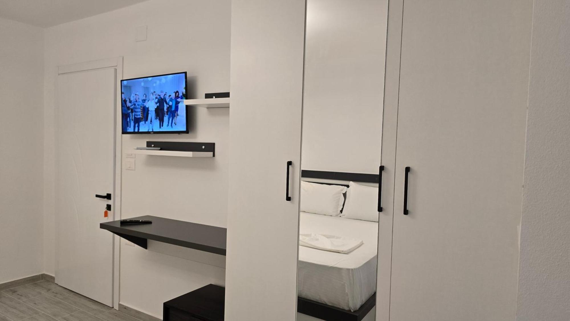 Guest House Pogradeci المظهر الخارجي الصورة